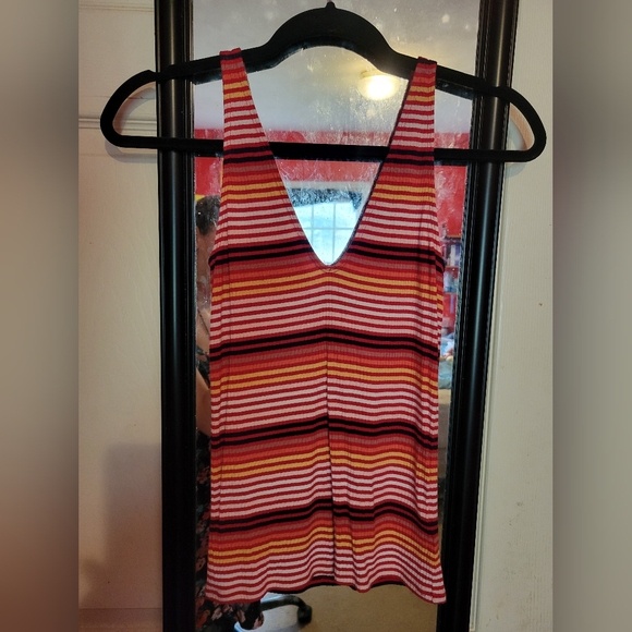 SET OF 8 | Express Women's Ribbed V-Neck Tank Tops XS (PINK 1 IS NWT) - Picture 3 of 12